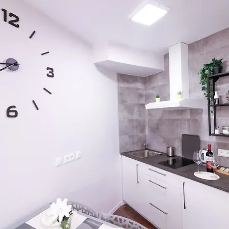 Apartment Estudio La Colina, - Kainga Homes *