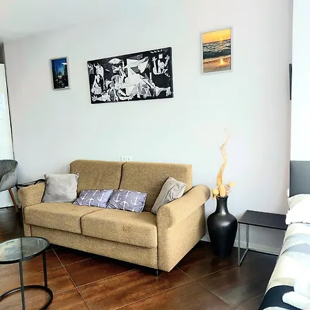 Apartamento Estudio La Colina, - Kainga Homes