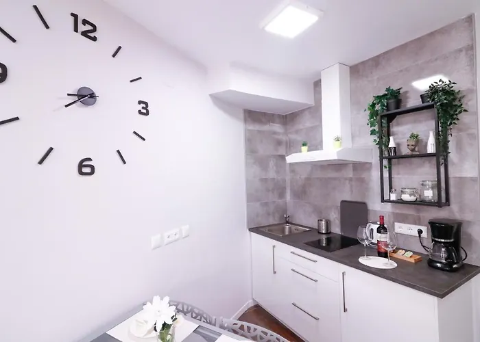 Apartamento Estudio La Colina, - Kainga Homes *